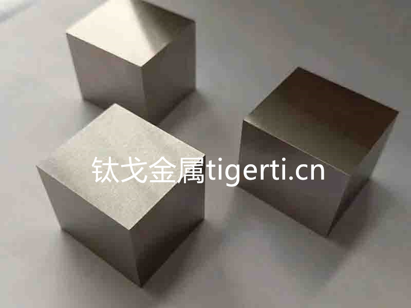 寶雞鈦戈金屬為保證使用單位正常投產，全廠上下加班加點，順利發(fā)貨！
